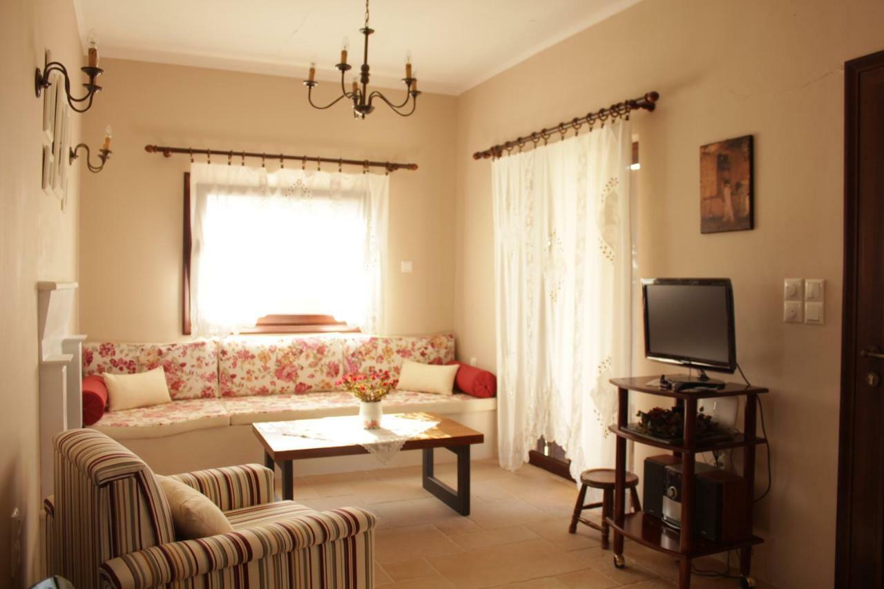 *Villa Pap-Live The Greek Hospitality In A Village* Nea Sampsounta 외부 사진